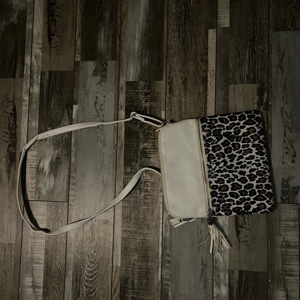 Cheetah print boutique purse